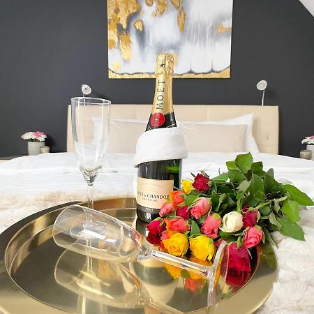 M-Style 04 Apartment Mit Balkon Und Gasgrill, 24H Self-Check-In, Free Parking, Netflix Nuremberga Exterior foto