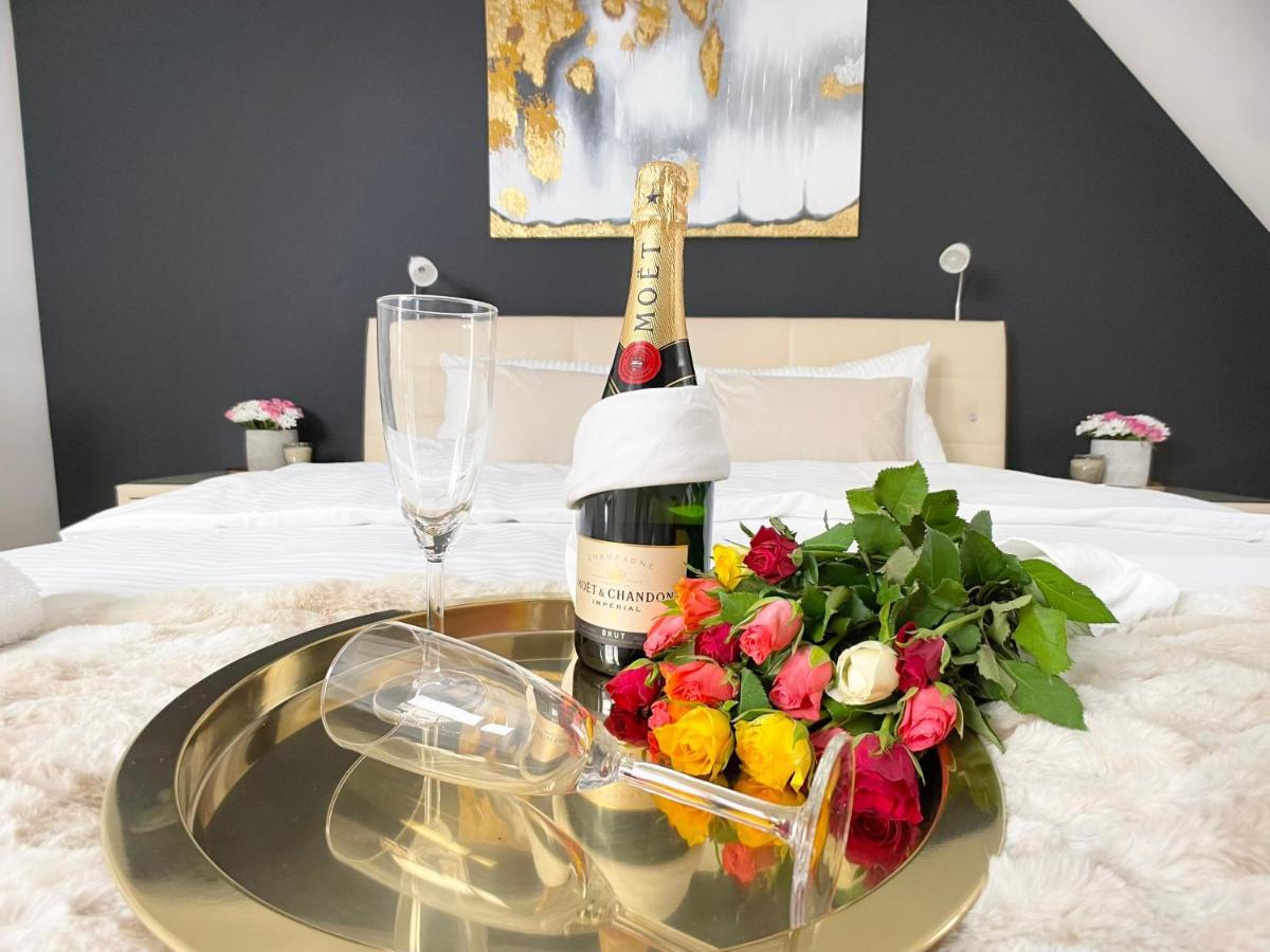 M-Style 04 Apartment Mit Balkon Und Gasgrill, 24H Self-Check-In, Free Parking, Netflix Nuremberga Exterior foto