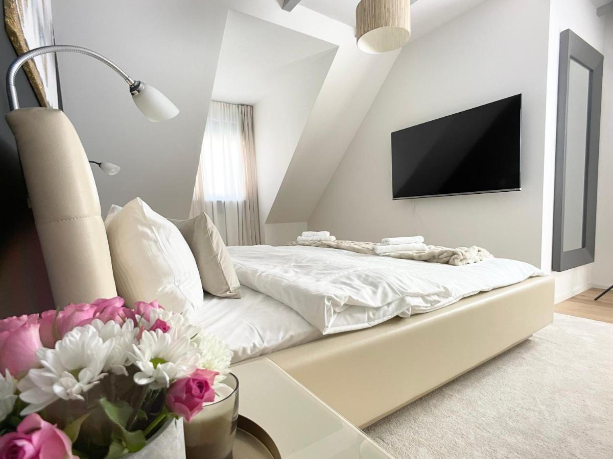 M-Style 04 Apartment Mit Balkon Und Gasgrill, 24H Self-Check-In, Free Parking, Netflix Nuremberga Exterior foto